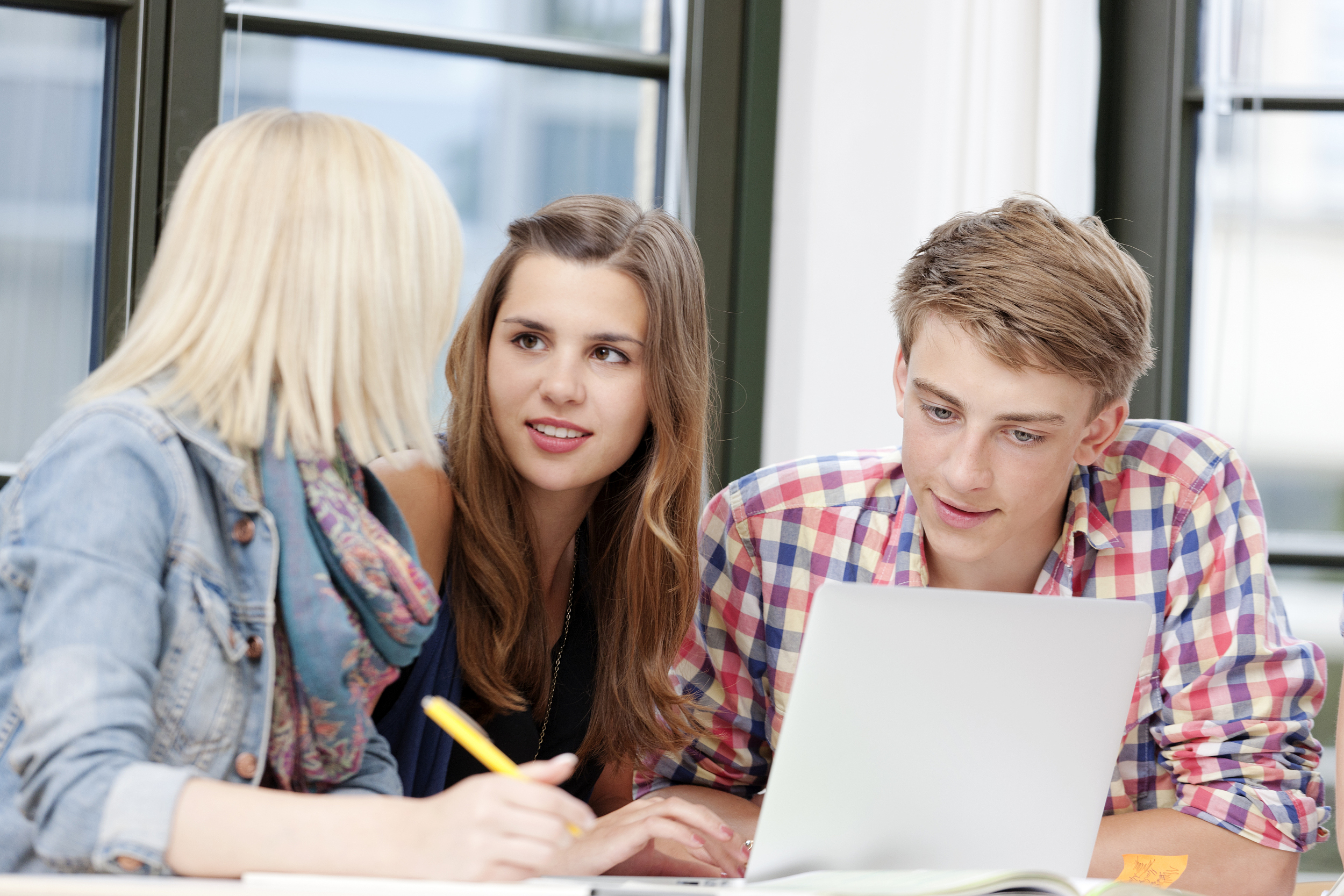 今年返校季，美国二手电商也卷起来了